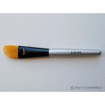 Pensulă Blush Cremă, NYX, B04 Nu rata