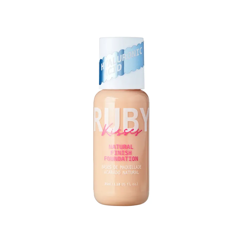 Ofertă limitată RUBY KISSES, Fond de ten lichid cu finisaj natural, Ivory, 35 ml